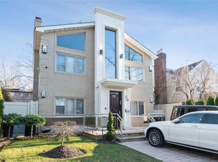 18552 80th Rd, Jamaica, NY 11432