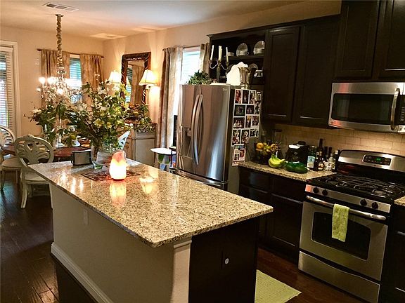 4th image of 2513 Amur Dr