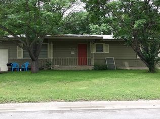102 E Young Ave, Temple, TX 76501