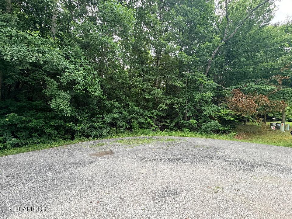 2nd image of LOT 4 Evergreen Dr