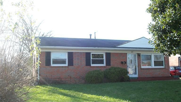 1st image of 939 Waverly Dr