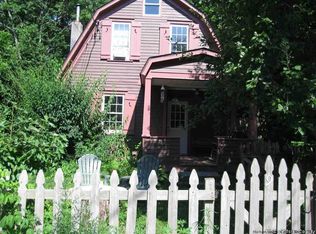 9 Neher St, Woodstock, NY 12498