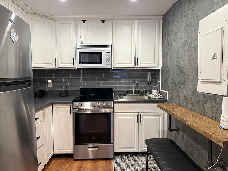 42 Willow Wood Sq — Photo 6