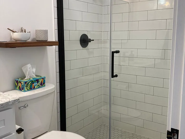 1493 Glenwood Ave — Photo 16