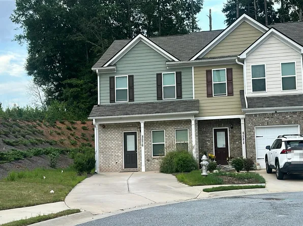 8576 Lakeview Cmns, Jonesboro, GA 30238