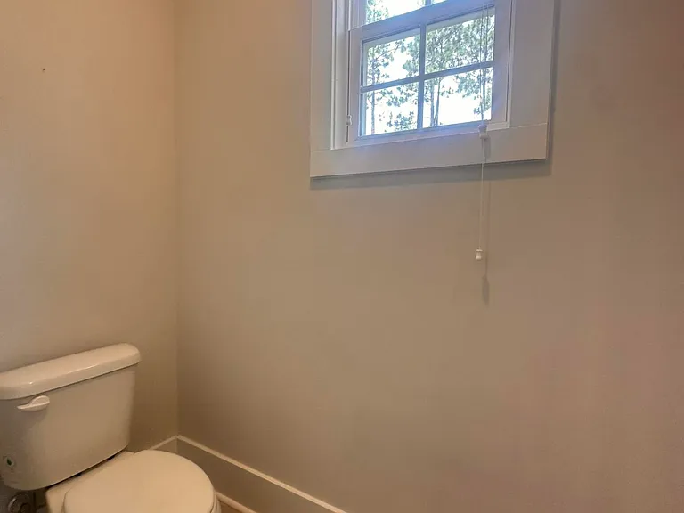 201 Thistleberry Dr — Photo 33