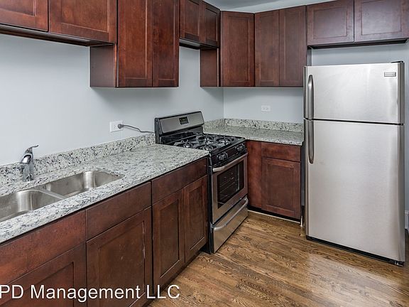 2nd image of 7651 S East End Ave APT 1E