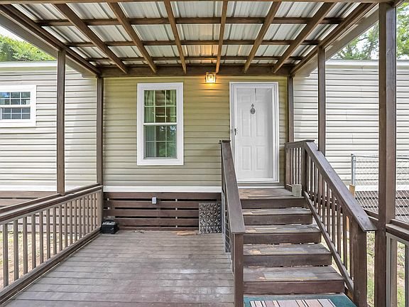 5th image of 217 Palmetto Ave