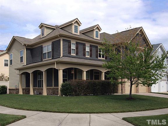 Twin Lakes is just minutes from RTP and the RDU International Airport. Easy commute to employment centers in Raleigh, Durham, and Cary. Morrisville has been called, â??one of the most desirable places to live in the Eastern United Statesâ? by Money Magaz