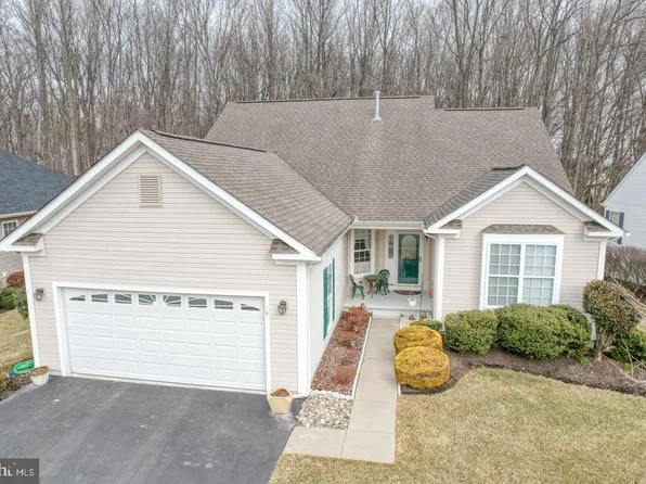 78 Springmill Dr, Middletown, DE 19709