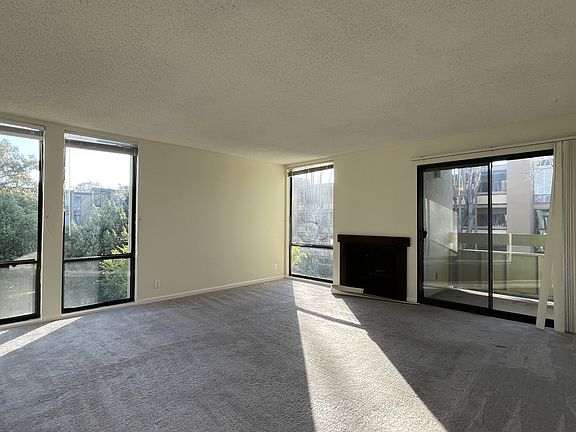 5th image of 1081 Beach Park Blvd APT 211