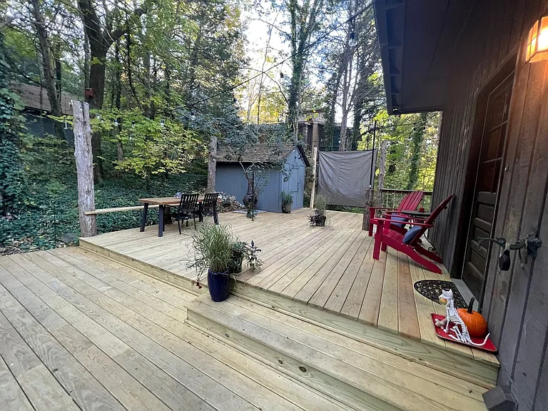 1160 Lincolnshire Dr — Photo 11