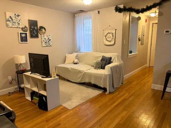 23 Saint Lukes Rd #2C, Allston, MA 02134