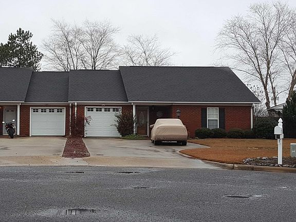 3rd image of 105 A Emily Dr