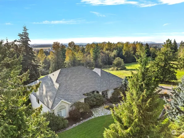 17500 S Skyridge Drive, Mount Vernon, WA 98274