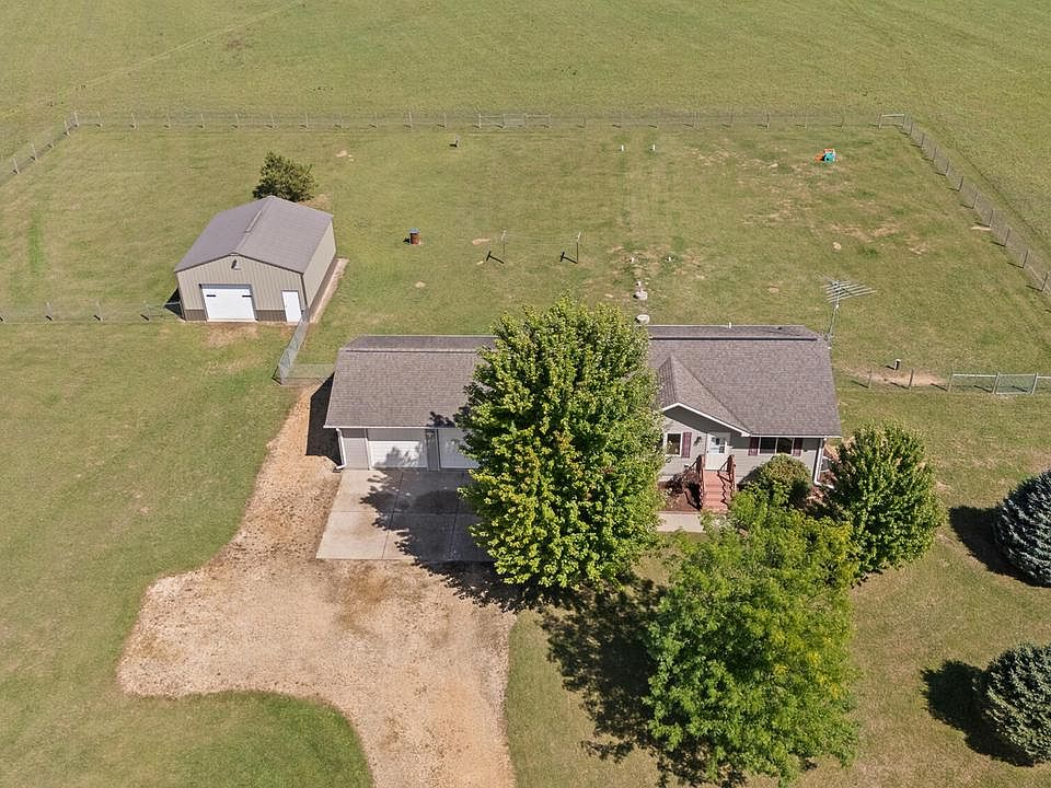 1st image of 25032 Atwood AVENUE