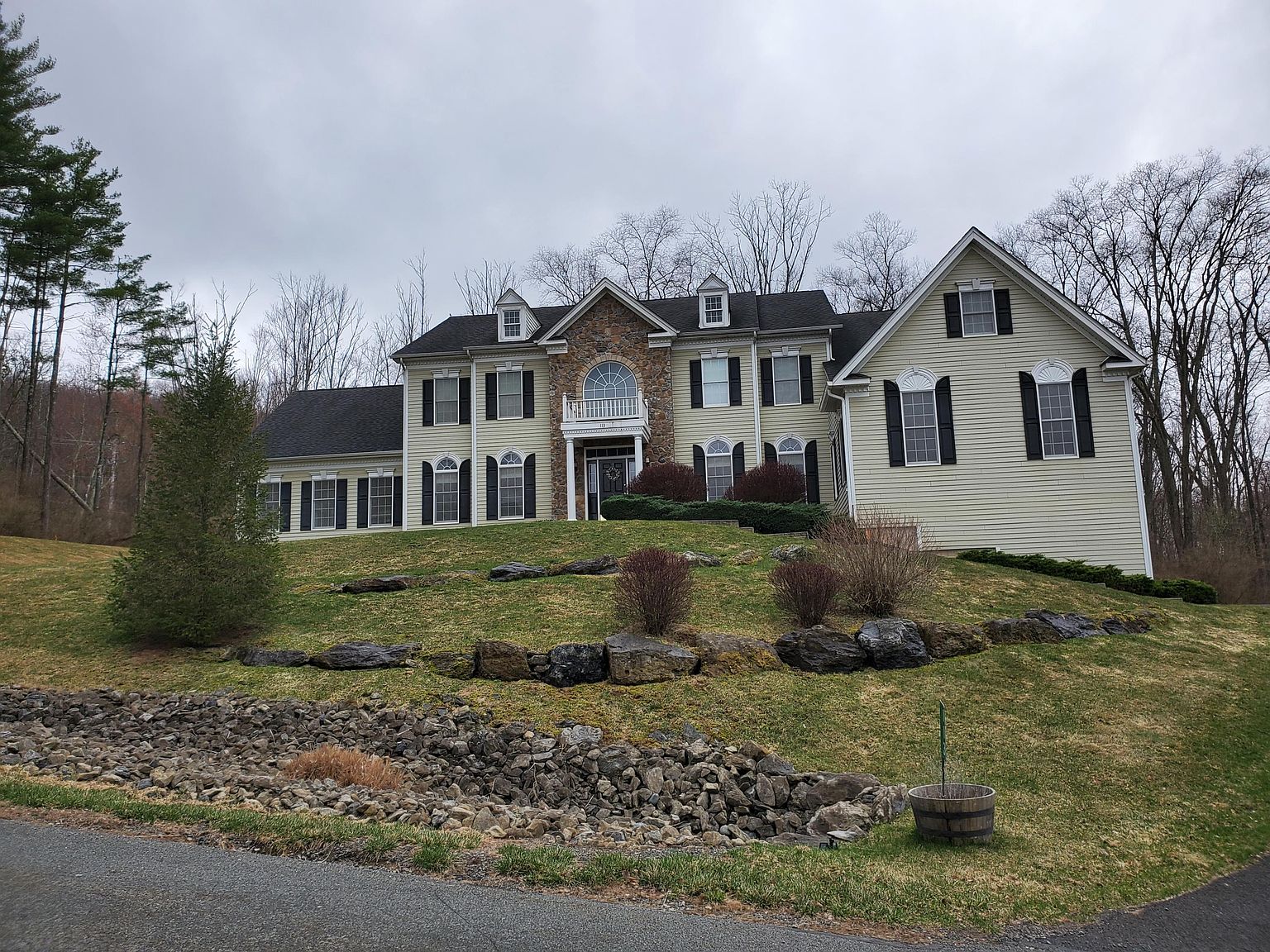 113 Rising Meadow Way, East Stroudsburg, PA 18302 Zillow