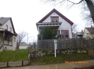 3214 W Scott St, Milwaukee, WI 53215