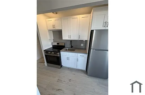 589 Saratoga Ave Photo 1