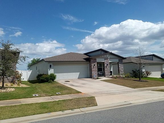 3rd image of 2110 Huntsman Ridge Rd