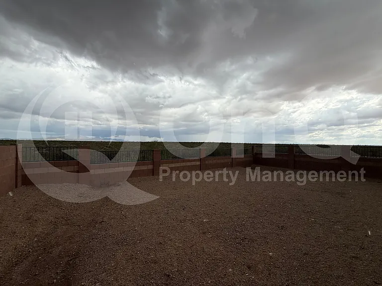 12152 E Morris Carson Dr — Photo 32