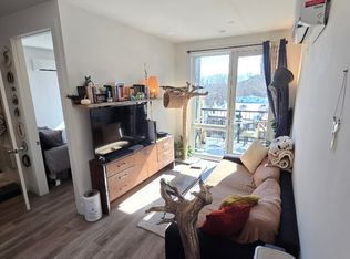 440 E 115th St #6B, New York, NY 10029