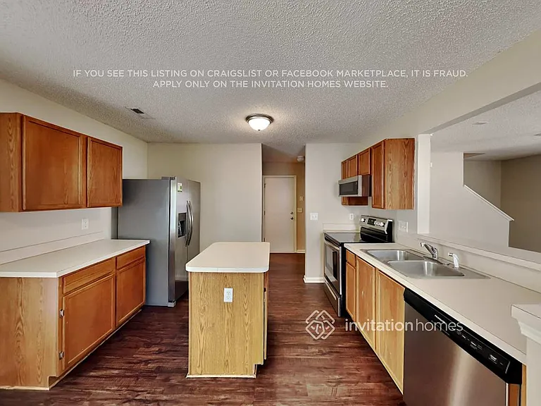 1402 Bray Dr — Photo 7
