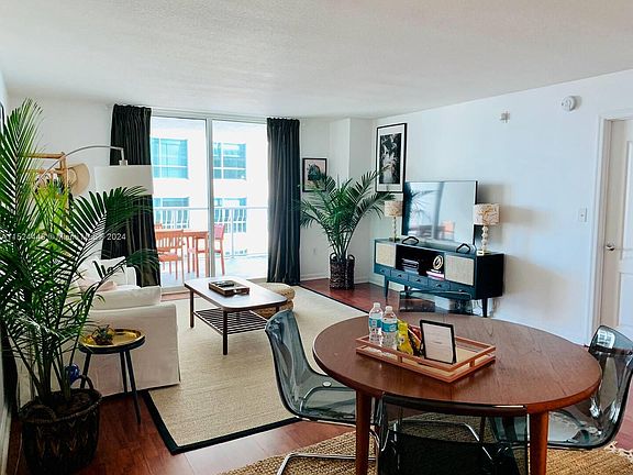 2nd image of 1200 Brickell Bay Dr APT 3114