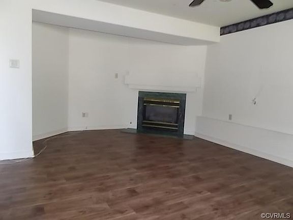 4th image of 5901 Saint Moritz Dr