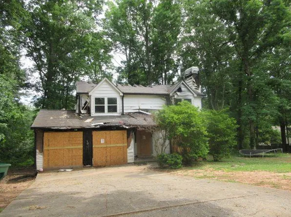 5333 Greenhedge Trl, Stone Mountain, GA 30088