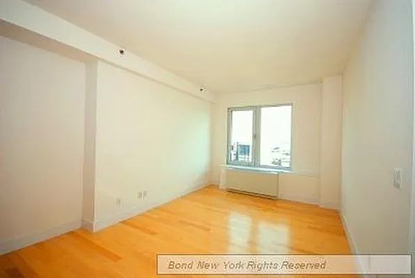 Rented by Bond New York | media 34