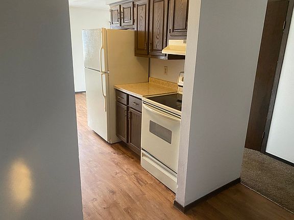 3rd image of 301 N Carole Ave #1