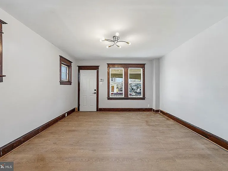 1424 Hamilton Ave — Photo 13