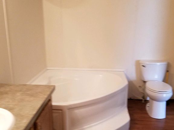 4th image of 360 Mozart Dr