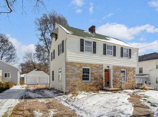 310 N 9th St, Oskaloosa, IA 52577