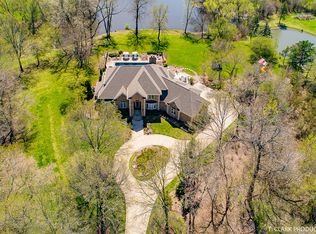 6 Loch Ln, South Barrington, IL 60010