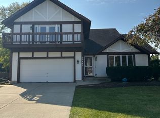 17241 W Woodland Dr, Grayslake, IL 60030