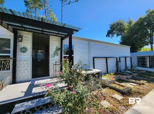 389 Cove Bayou Cir, Lillian, AL 36549