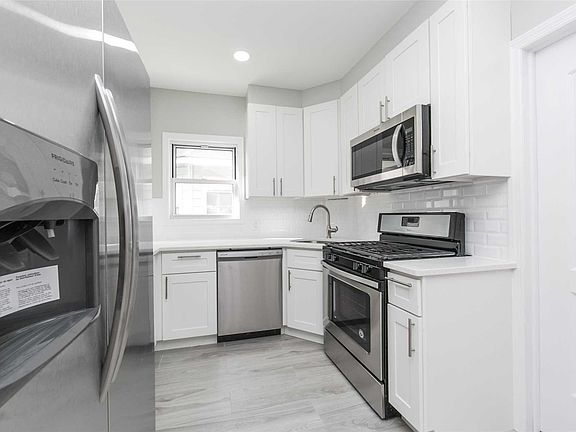 2nd image of 176-17 137th Ave