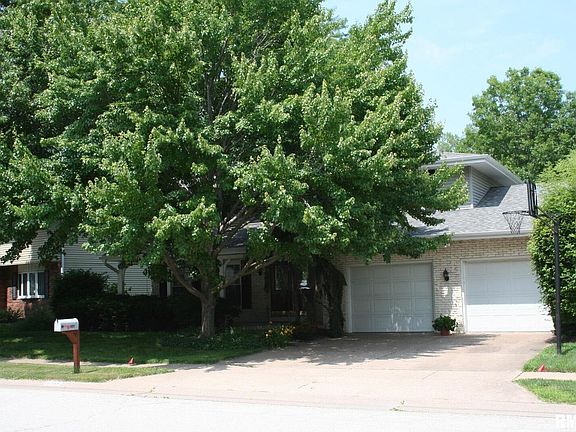 2nd image of 4145 Aspen Hills Dr