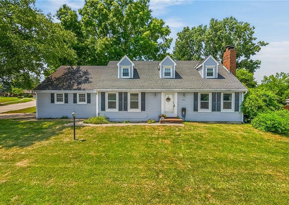 1st image of 602 Greenbriar Ter