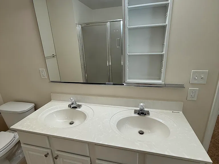 860 Main St — Photo 19