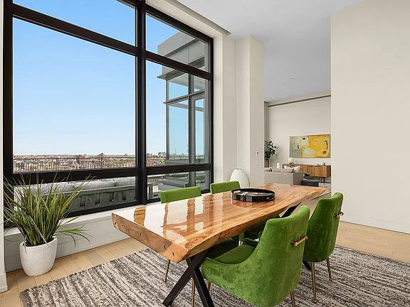 5th image of 550 Vanderbilt Ave