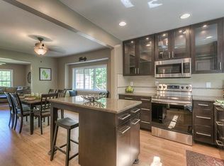 5208 Hayes St, Merriam, KS 66203
