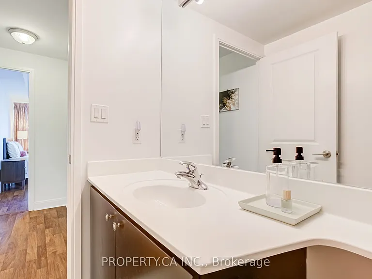 50 Absolute Ave #2503 — Photo 14
