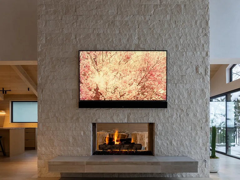 609 W Francis St — Photo 16