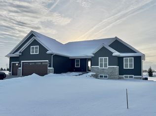 6615 Kades Frg, Sun Prairie, WI 53590