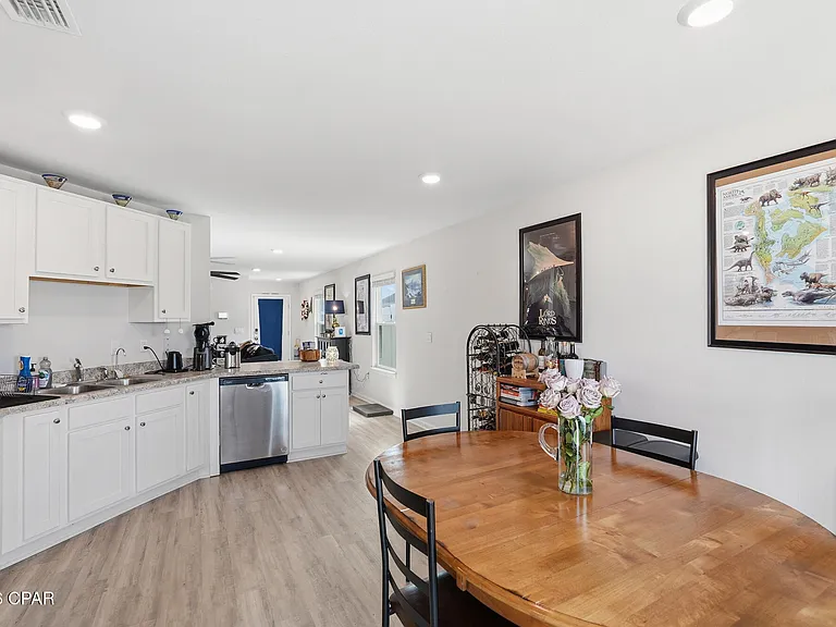 6513 Slabinski Ln — Photo 16
