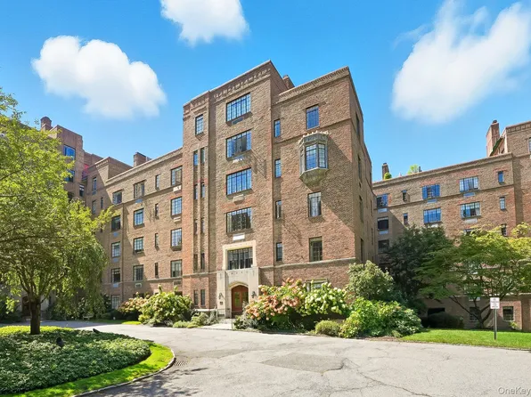 100 W Ardsley Avenue #2G, Ardsley-on-Hudson, NY 10503