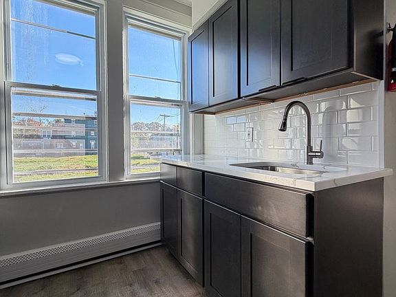 3rd image of 240 E 9th St #2